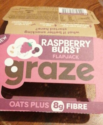 Raspberry burst flapjack Graze
