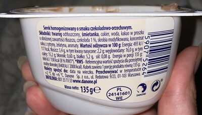 Danio o smaku czekoladowo-orzechowym Danone