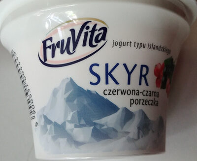 Skyr Czerwona Czarna Porzeczka
